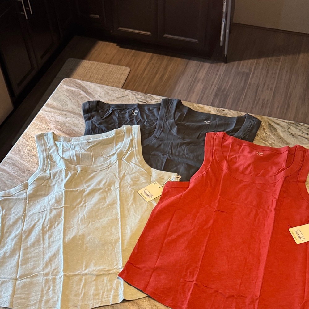 a.n.a Tank Top Set in Red, (2) Black, and Sage